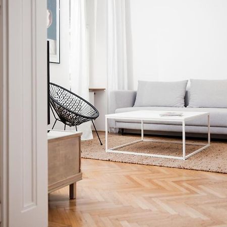 Edelhof Design Apartment เวียนนา ภายนอก รูปภาพ